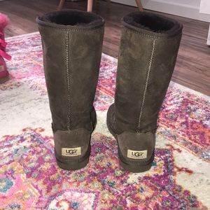 Tall dark brown ugg boots